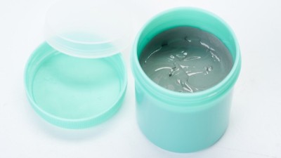 錫膏印刷兩個(gè)小時(shí)發(fā)干，是什么原因呢？